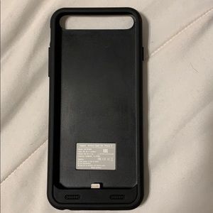 Black iPhone 6 Charging Case